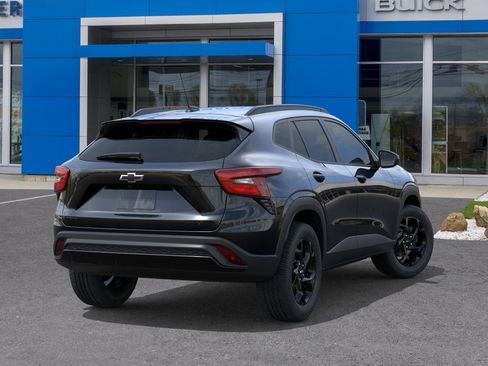 New 2026 Chevrolet Trax LT FWD image 4