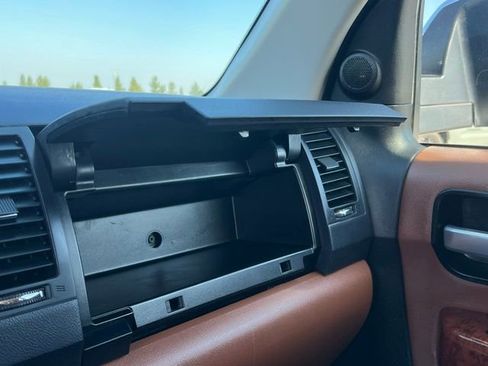 Used 2019 Toyota Sequoia Platinum w/ Carpet Mat Package (TMS) AWD/4WD image 47