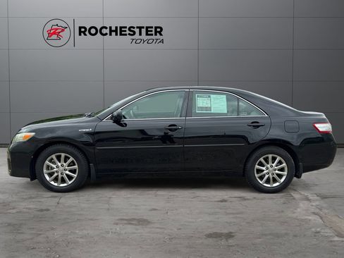 Used 2011 Toyota Camry Hybrid w/ Leather Pkg FWD image 2