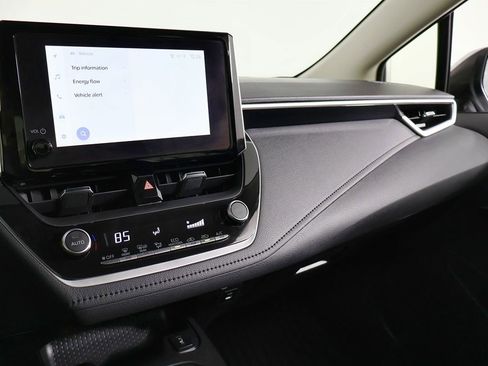 Used 2023 Toyota Corolla XLE image 33