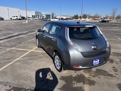 Used 2015 Nissan Leaf S w/ Charge Package image 4