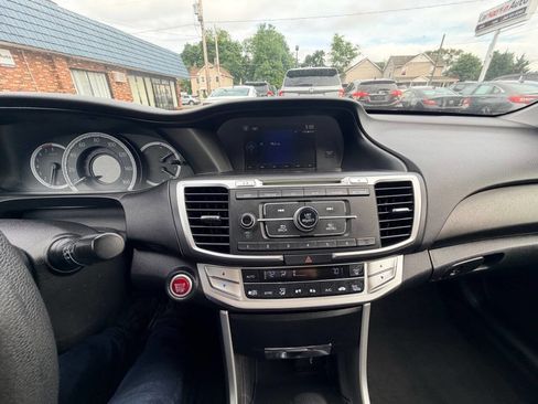 Used 2014 Honda Accord EX image 10