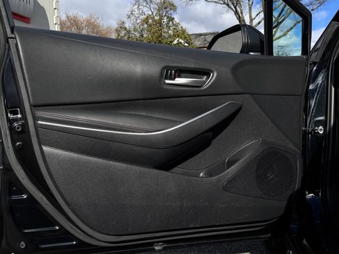 Used 2024 Toyota Corolla SE image 11