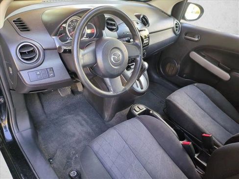 Used 2013 MAZDA MAZDA2 Sport image 10