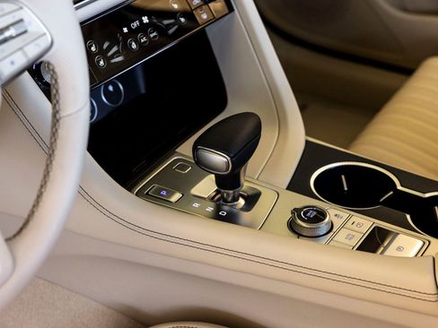 Used 2026 Genesis G70 2.5T Prestige image 18