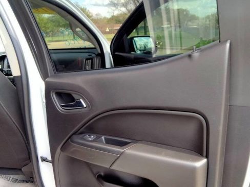 Used 2019 Chevrolet Colorado LT image 22