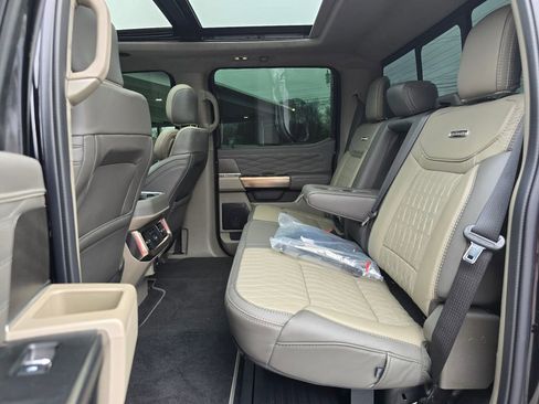 Used 2026 Ford F450 Platinum w/ Platinum Plus Package image 11