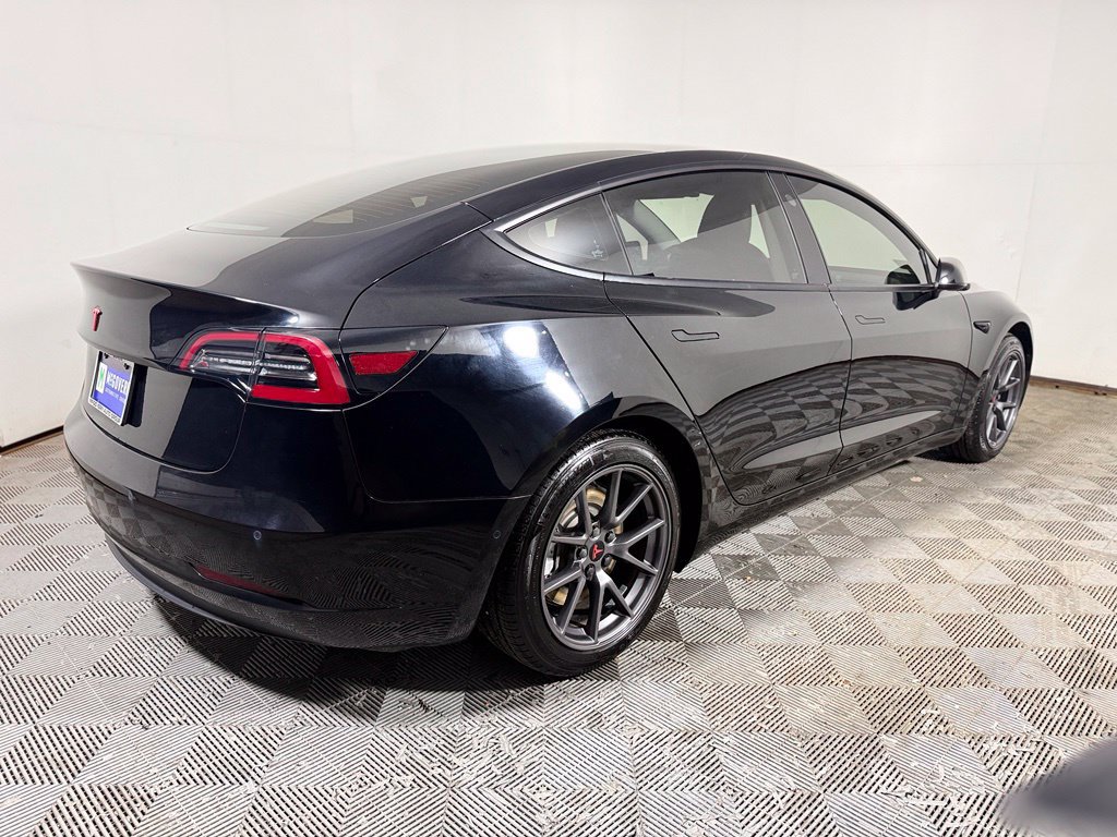 Used 2021 Tesla Model 3 Standard Range Plus RWD image 7