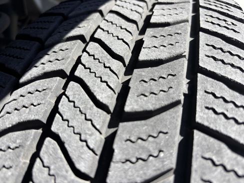 Used 2010 Ford E-350 and Econoline 350 XL image 15