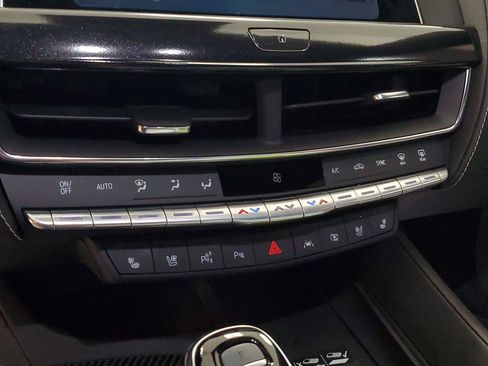 Used 2024 Cadillac CT5 V Blackwing w/ Carbon Fiber Package 2 RWD image 24