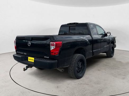 Used 2018 Nissan Titan S w/ S Utility Package AWD/4WD image 5