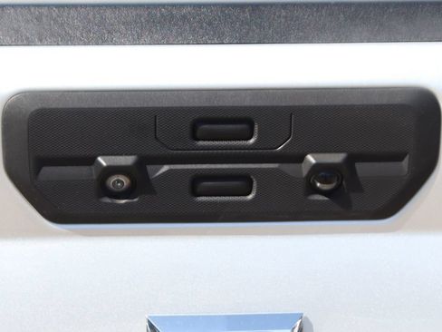 Used 2022 Chevrolet Silverado 1500 LTZ w/ LTZ Premium Package AWD/4WD image 46