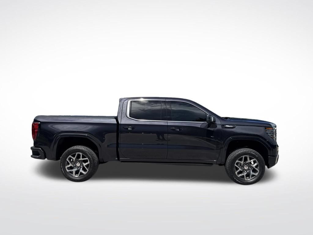 Used 2026 GMC Sierra 1500 SLT w/ SLT Premium Plus Package AWD/4WD image 4