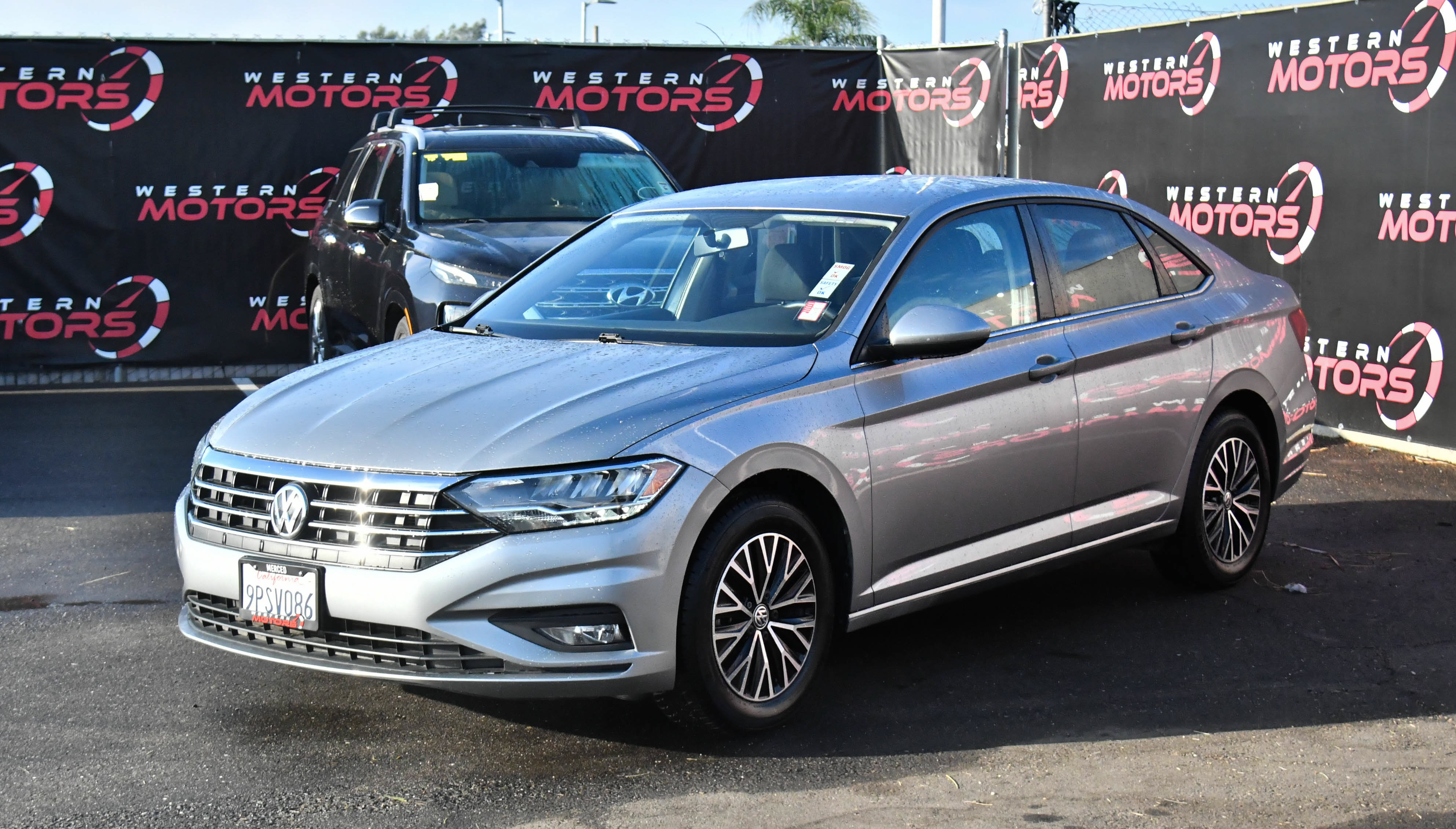 Used 2021 Volkswagen Jetta SE FWD image 3