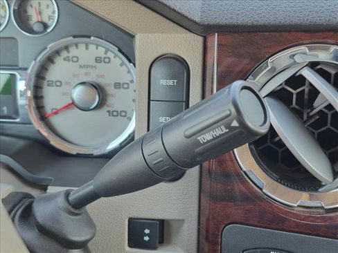 Used 2009 Ford F250 XLT AWD/4WD image 10
