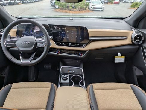 New 2026 Chevrolet Equinox ACTIV w/ Convenience Package III image 16