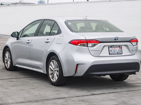 Used 2023 Toyota Corolla LE w/ LE Convenience Package image 11