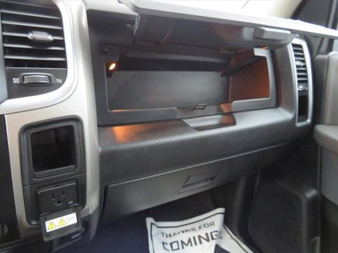 Used 2018 RAM 3500 Big Horn w/ Harvest Edition image 20