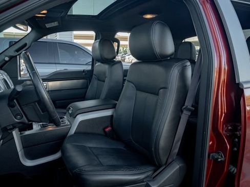 Used 2014 Ford F150 FX4 w/ Equipment Group 402A Luxury AWD/4WD image 24