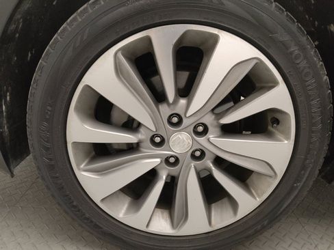 Used 2018 Buick Encore Preferred image 31