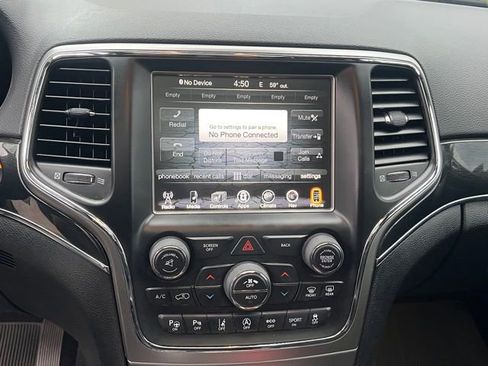 Used 2017 Jeep Grand Cherokee Trailhawk w/ Trailhawk Luxury Group image 23