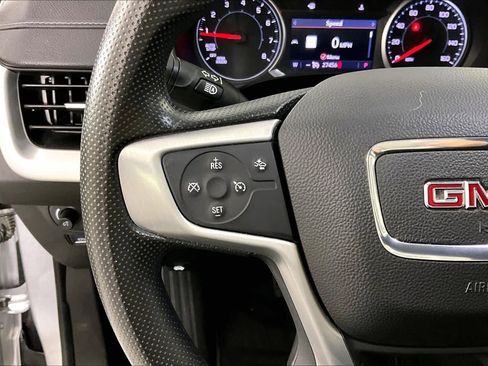 Used 2022 GMC Terrain SLE w/ Driver Convenience Package image 30