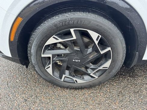 Used 2023 Kia Sportage SX image 8