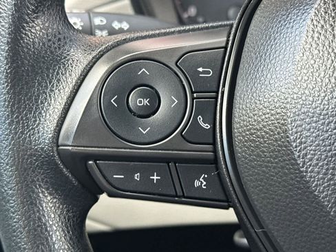 Certified 2024 Toyota Corolla Cross L image 25