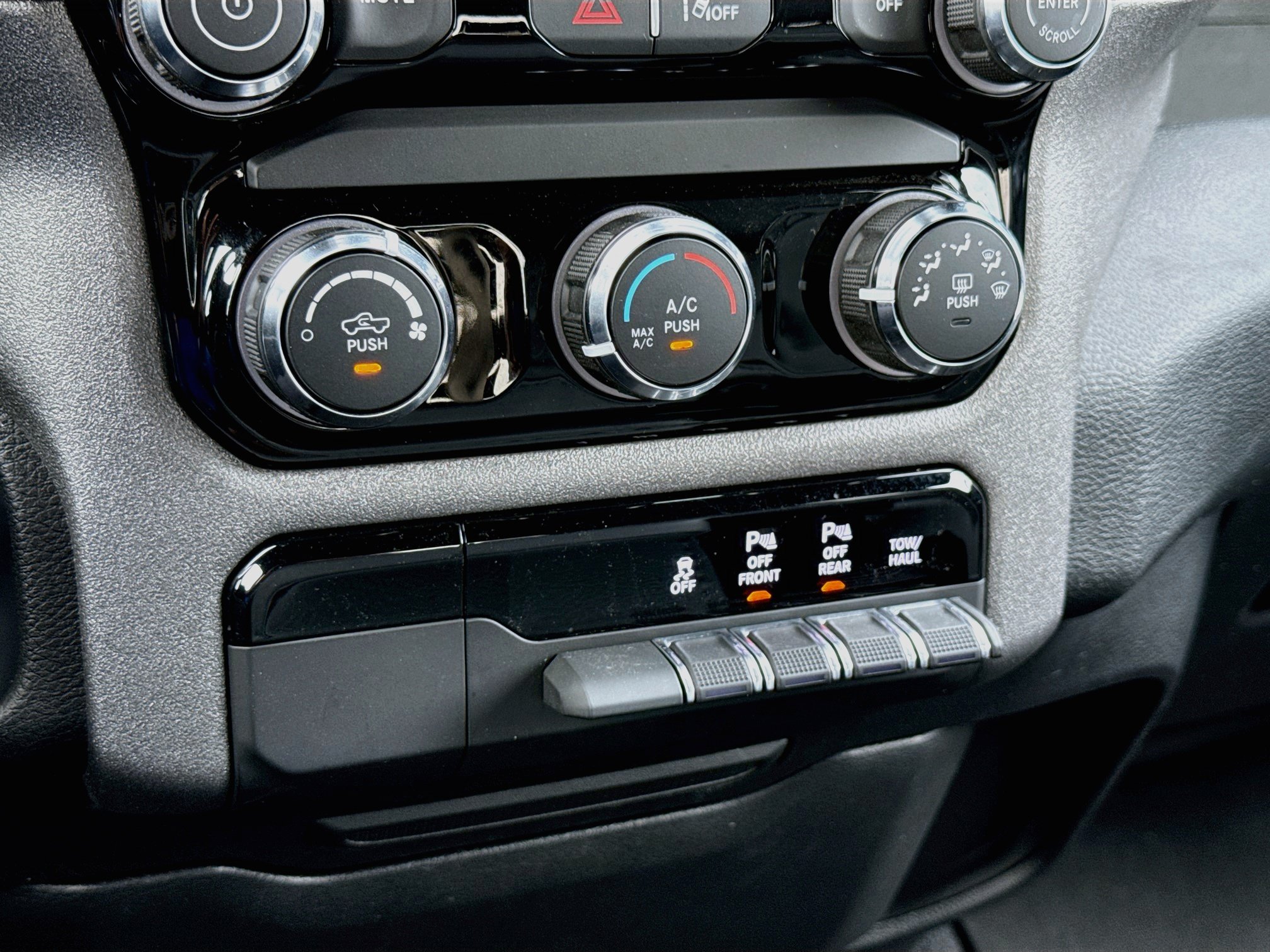 Used 2025 RAM 1500 Tradesman RWD image 19