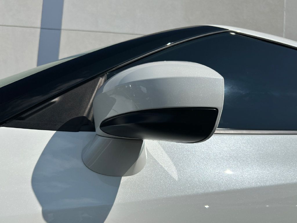 Used 2015 Nissan GT-R Black Edition AWD/4WD image 24