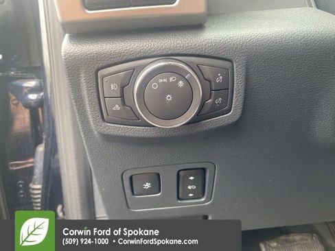 Used 2022 Ford F350 Platinum w/ Tremor Off-Road Package image 19