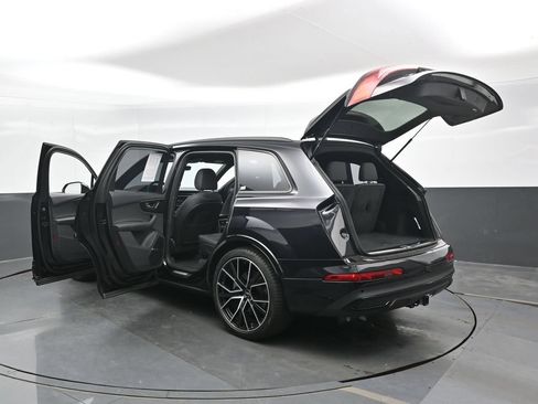 Used 2021 Audi Q7 3.0T Prestige w/ Prestige Package AWD/4WD image 50