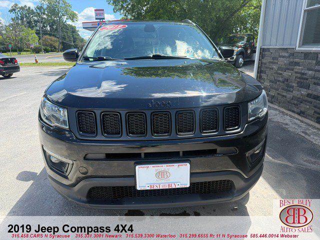 Used 2019 Jeep Compass Latitude AWD/4WD image 2