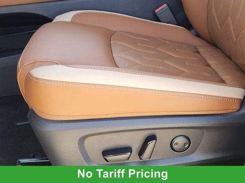 New 2026 Nissan Pathfinder Platinum image 18