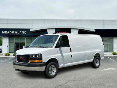 New 2025 GMC Savana 3500 Extended w/ Driver Convenience Package