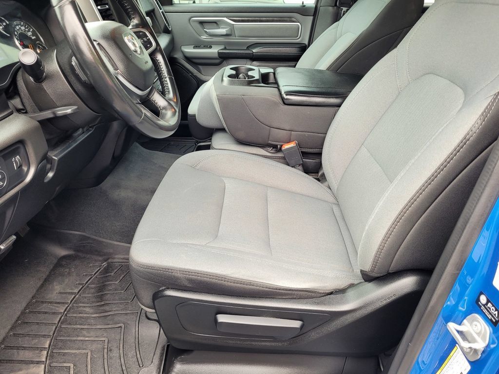 Used 2021 RAM 1500 Big Horn RWD image 18