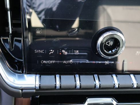 New 2026 GMC Yukon Denali w/ Denali Reserve Package image 36