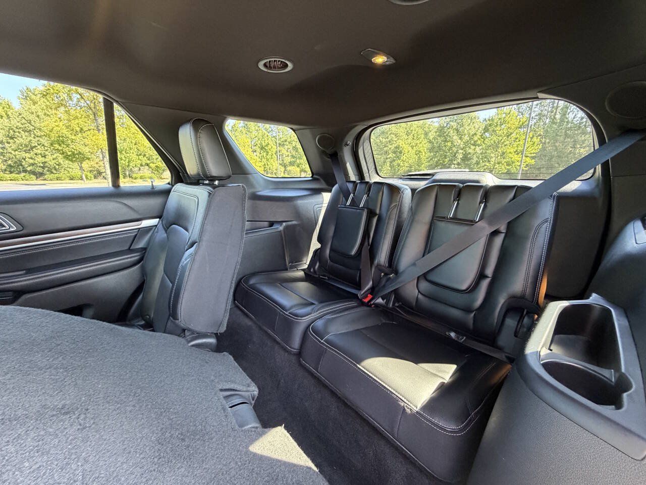 Used 2017 Ford Explorer Limited FWD image 14