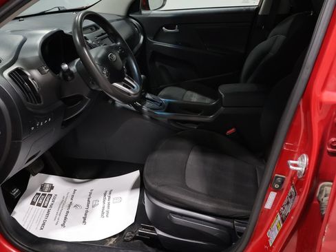 Used 2011 Kia Sportage LX AWD/4WD image 11