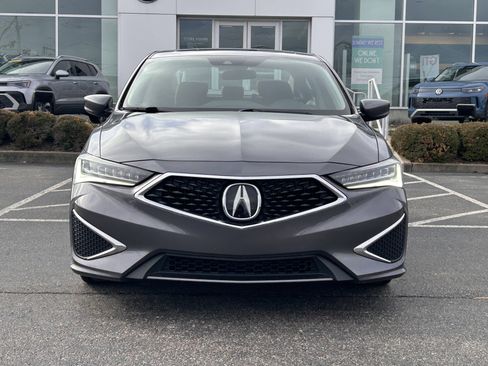 Used 2019 Acura ILX image 2