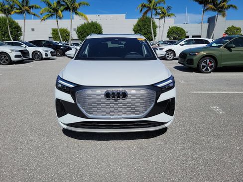 Used 2023 Audi Q4 e-tron Premium w/ Convenience Package RWD image 2
