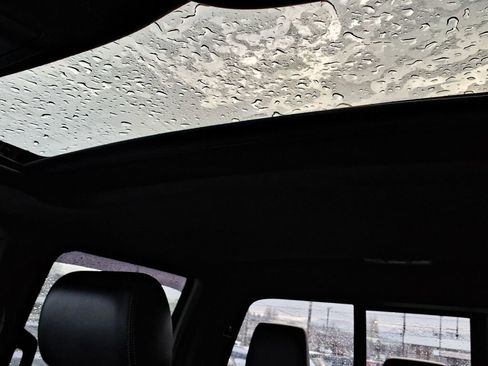 Used 2012 Ford F350 Lariat w/ Chrome Pkg image 30