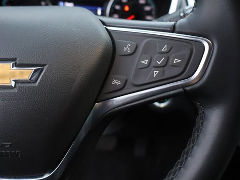 Used 2024 Chevrolet Equinox LT image 35