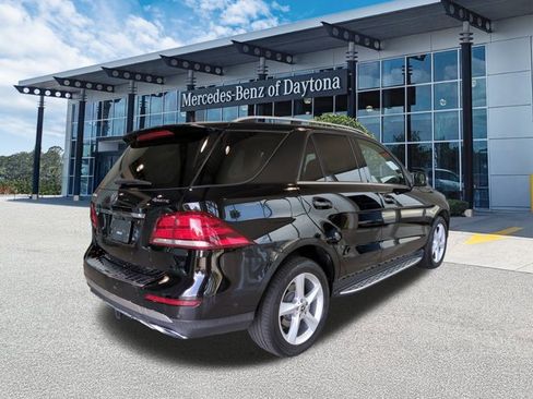 Used 2018 Mercedes-Benz GLE 350 4MATIC w/ Premium 2 Package image 4