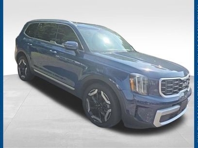 Used 2025 Kia Telluride S