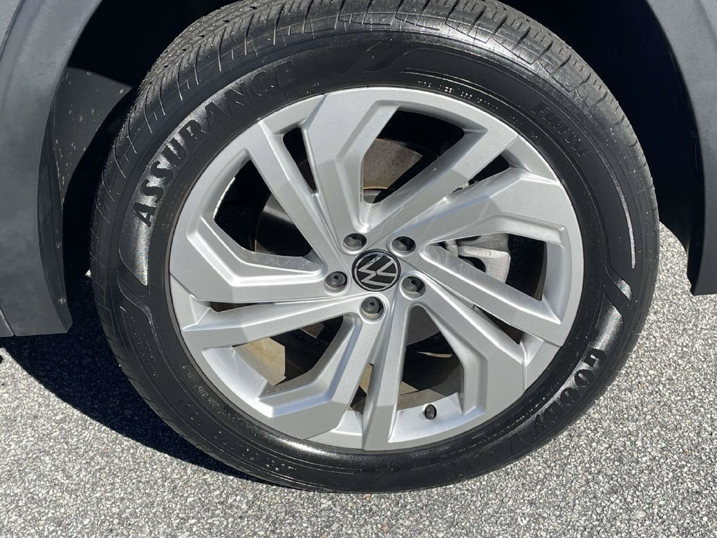Certified 2023 Volkswagen Atlas SE FWD image 8