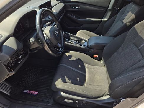 Used 2023 Honda Accord Sport image 17