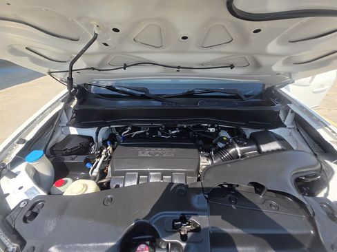 Used 2015 Honda Pilot Touring image 15