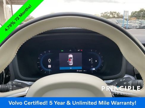 Certified 2023 Volvo S60 B5 Core image 22