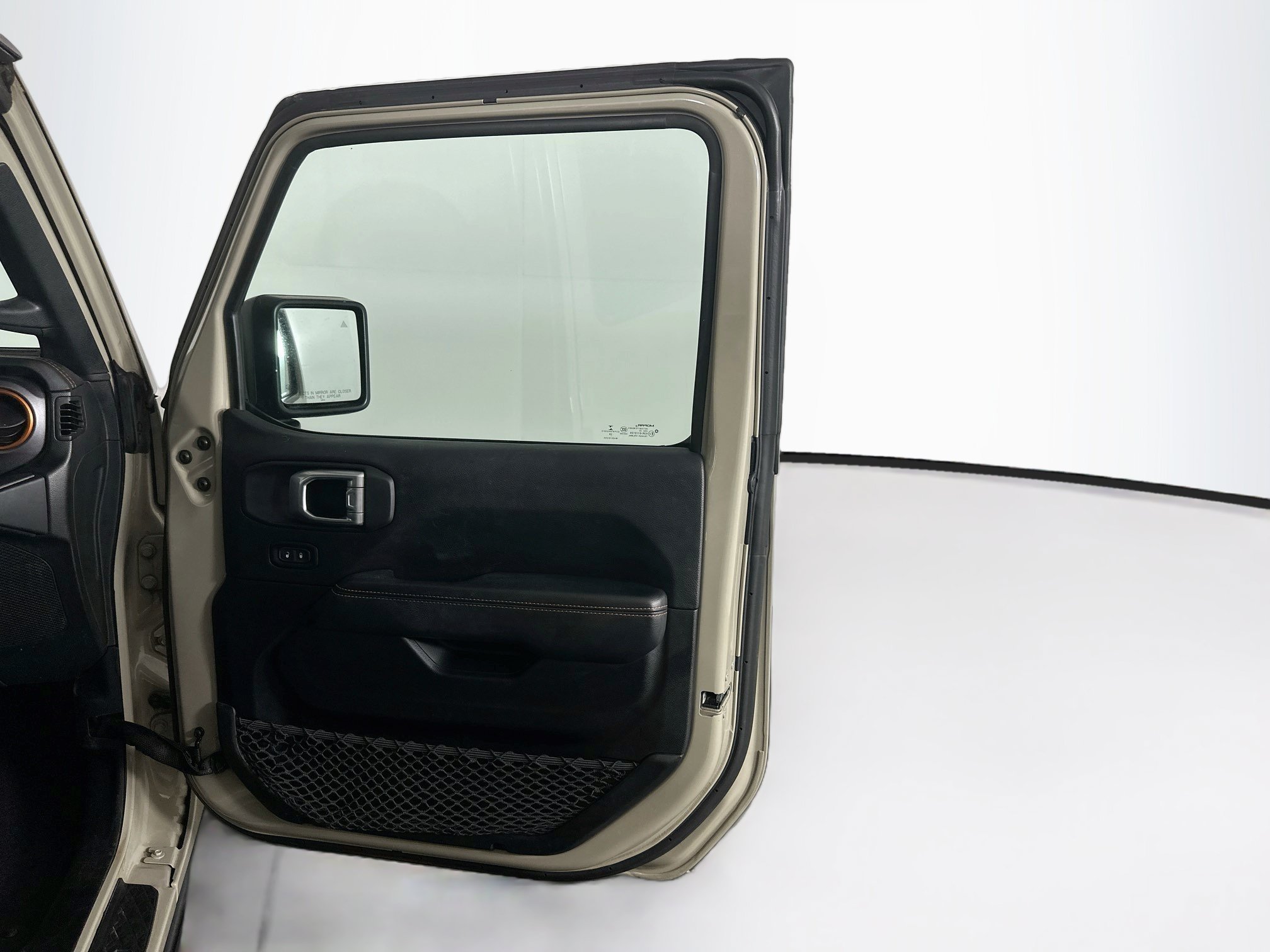Used 2020 Jeep Gladiator Mojave AWD/4WD image 32